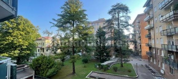 2 chambres Appartement à Monza, Italy No. 354812 21