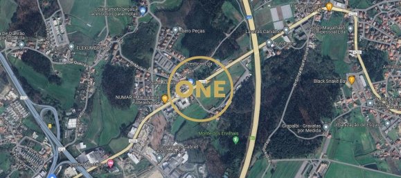 Gewerbliche Immobilie in Vila Nova de Famalicao, Portugal 126m², Nr. 33857 4