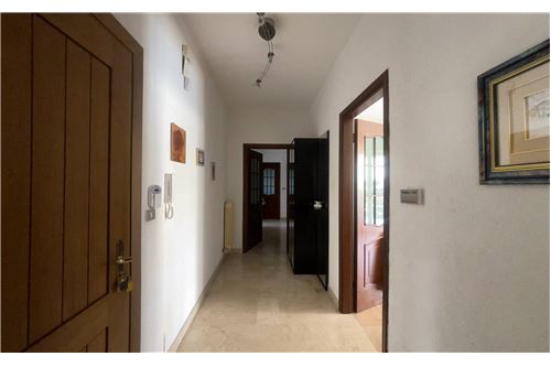 3 bedrooms Apartment in Santeramo in Colle, Italy No. 280087