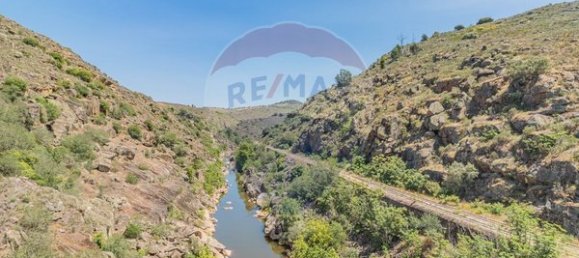 2 Schlafzimmer Haus in Freixiel, Portugal, Nr. 185921 7