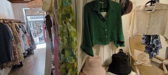 Коммерческая недвижимость 93м² в Округ Форкалькье, Франция № 300632 7