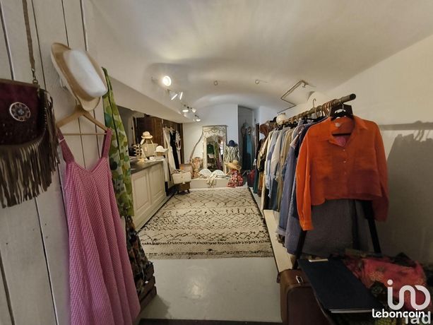 Коммерческая недвижимость 93м² в Округ Форкалькье, Франция № 300632