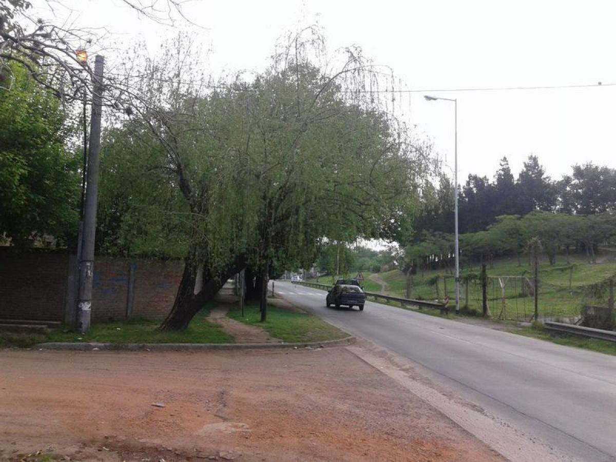 2 bedrooms House in Ituzaingo, Argentina No. 21647