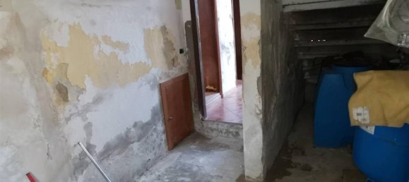 Дом с 7 комнатами в Кортона, Италия № 155013 16