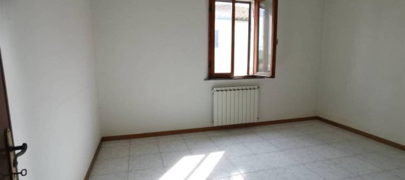 Дом с 7 комнатами в Кортона, Италия № 155013 23