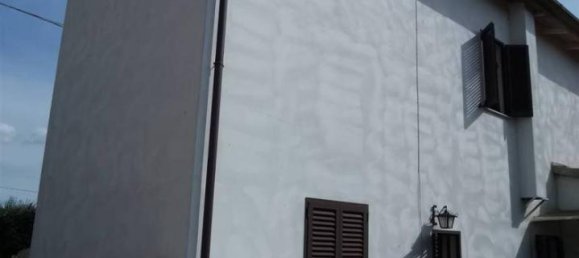 Дом с 7 комнатами в Кортона, Италия № 155013 6