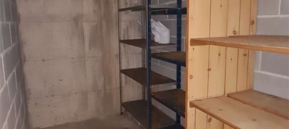 56m² Commercial property in Piacenza, Italy No. 75256 12