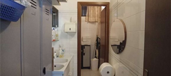 65m² Commercial property in Acquaviva delle Fonti, Italy No. 358079 7