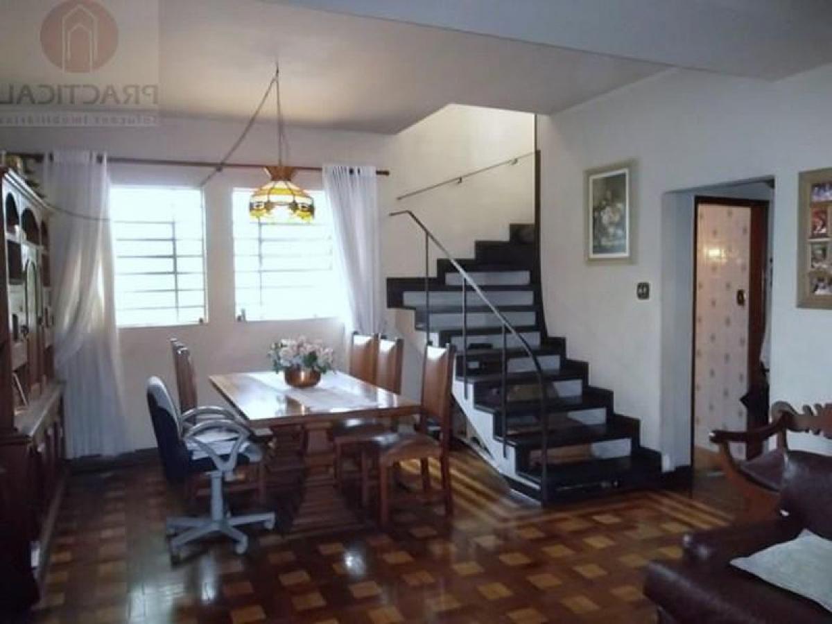 Casa de 4 dormitorios en Sao Paulo, Brazil No. 433574