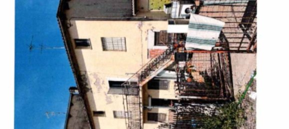 5 rooms Apartment in Bomporto, Italy No. 260470 3