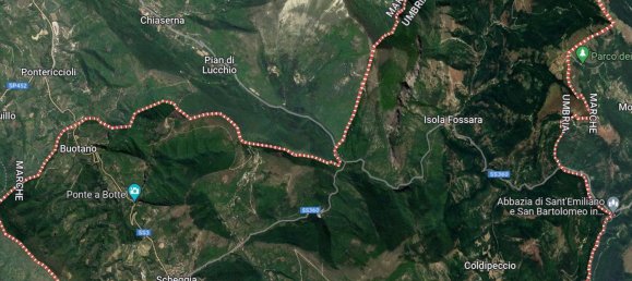 Дом с 7 комнатами в Скеджа э Пашелупо, Италия № 47279 9