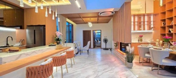 Casa de 5 dormitorios en Bang Lamung, Thailand No. 21540 4