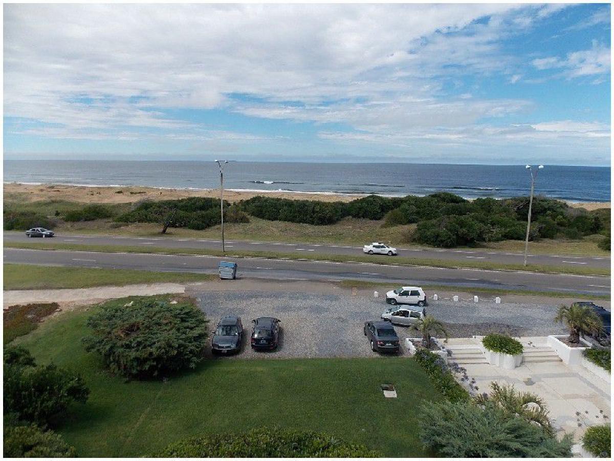 3 chambres Appartement à Maldonado, Uruguay No. 3573