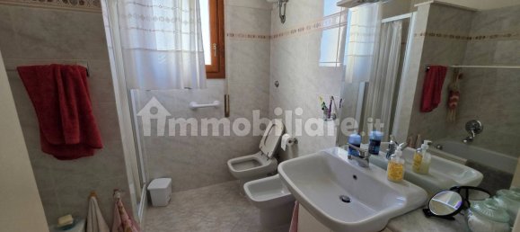 2 bedrooms Apartment in Florence, Italy No. 267317 3