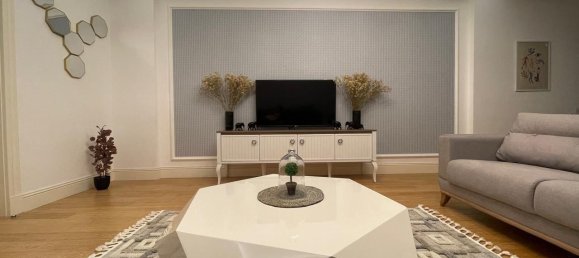 3 bedrooms Apartment in Baku, Azerbaijan No. 1648 5