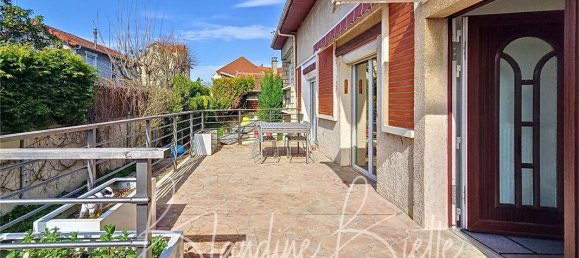 3 bedrooms House in Chatou, France No. 291520 7