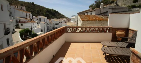 3 bedrooms House in Salares, Spain No. 59460 5