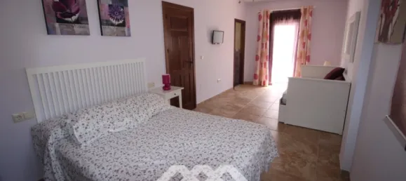 3 bedrooms House in Salares, Spain No. 59460 15
