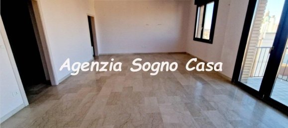 4 rooms Apartment in Ravenna, Italy No. 38596 5