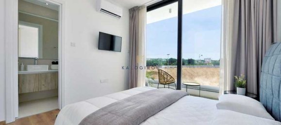 Propiedad comercial de 3 dormitorios en Pernera, Cyprus No. 18657 14