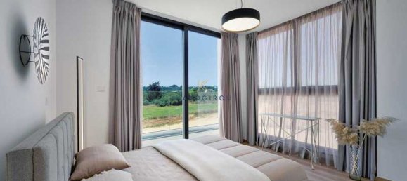 Propiedad comercial de 3 dormitorios en Pernera, Cyprus No. 18657 6