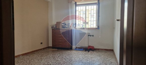 4 Schlafzimmer Wohnung in Bari, Italy, Nr. 365466 8