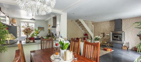 3 Schlafzimmer Haus in Lesigny, France, Nr. 298884 3