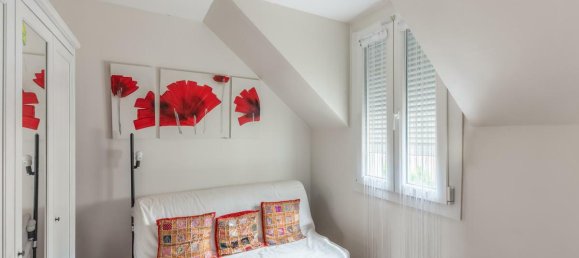 3 Schlafzimmer Haus in Lesigny, France, Nr. 298884 16