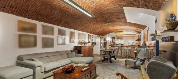 9 bedrooms Apartment in Milan, Italy No. 362679 28