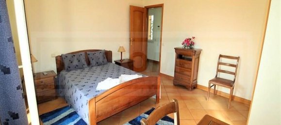 4 Schlafzimmer Villa in Guia, Portugal, Nr. 131006 14