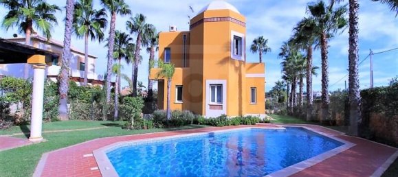 4 Schlafzimmer Villa in Guia, Portugal, Nr. 131006 25