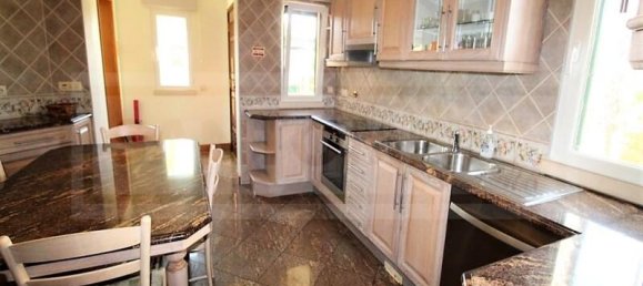 4 Schlafzimmer Villa in Guia, Portugal, Nr. 131006 7