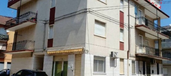 3 bedrooms Apartment in San Nicandro Garganico, Italy No. 320439 2