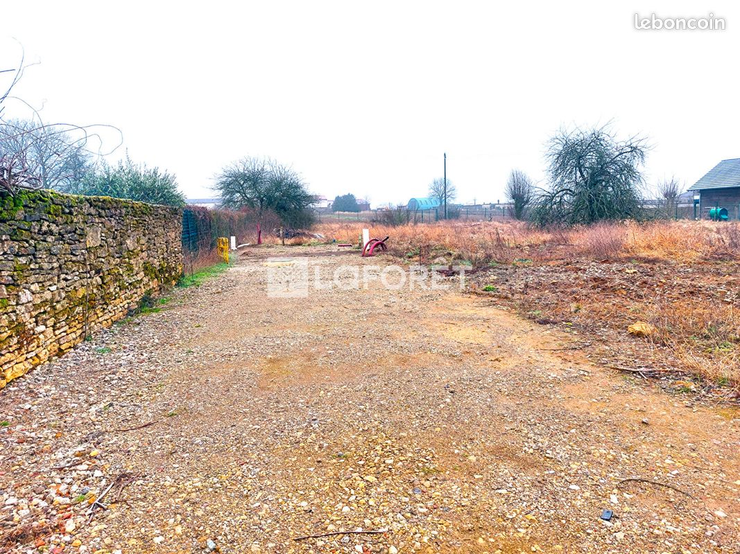 Grundstück in Fillieres, France 1000m², Nr. 75644