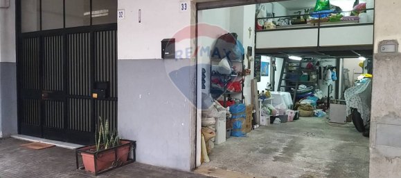  مرآب في Catania, Italy 42متر مربع رقم 223778 2