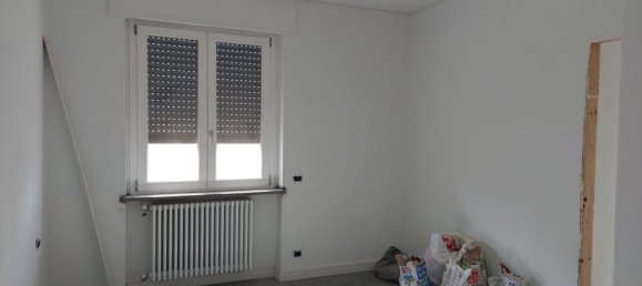 Apartamento de 3 habitaciónes en Stradella, Italy No. 133102 4
