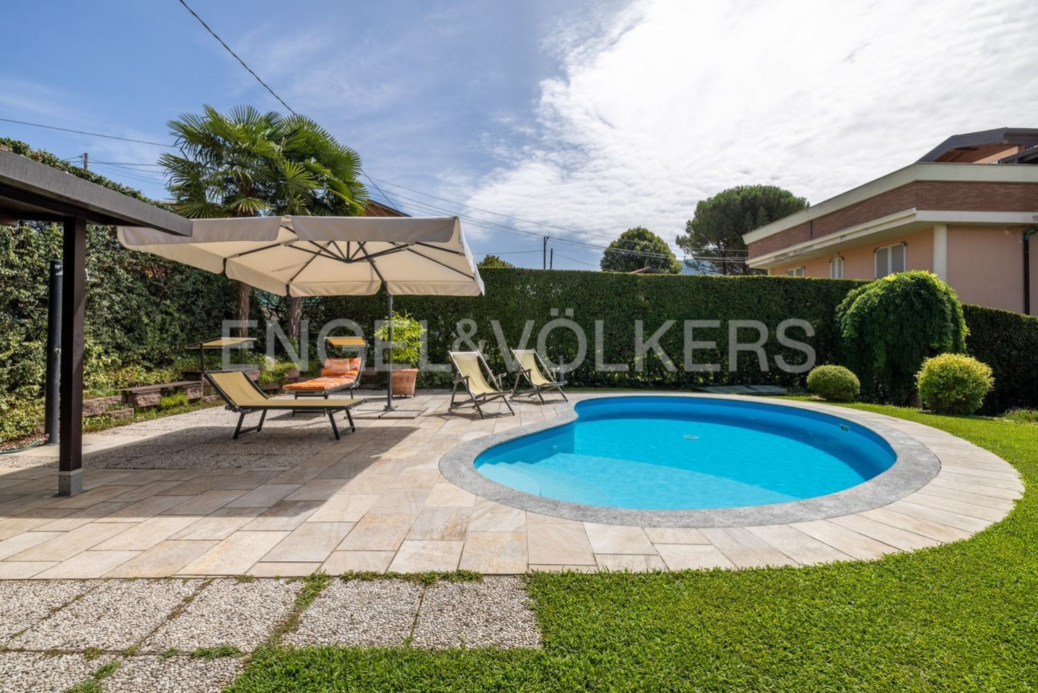 4 rooms Apartment in Brenta, Italy No. 283237