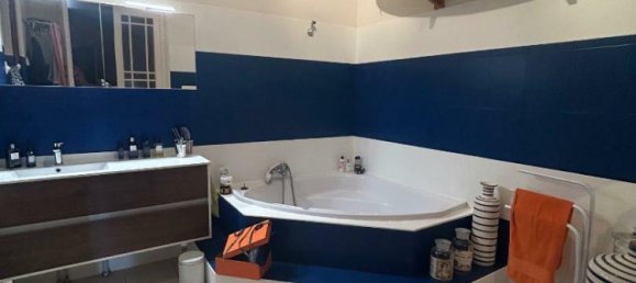 5 bedrooms House in Gironde, France No. 333251 31