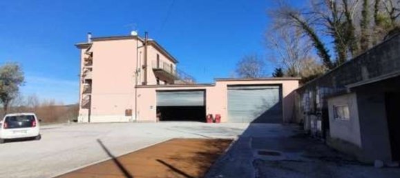  عقار تجاري في San Severino Marche, Italy 119متر مربع رقم 11303 5