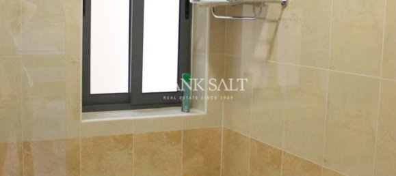 2 bedrooms Apartment in Gzira, Malta No. 3294 2