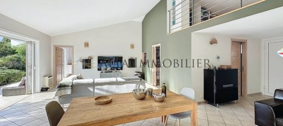 3 bedrooms Villa in Lecci, France No. 45483 7