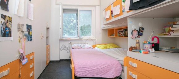 2 bedrooms Apartment in Genoa, Italy No. 302546 21