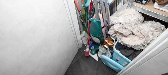 2 bedrooms Apartment in Genoa, Italy No. 302546 32