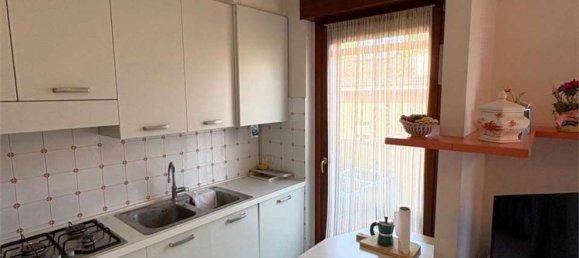 3 Schlafzimmer Wohnung in Verona, Italy, Nr. 346018 4