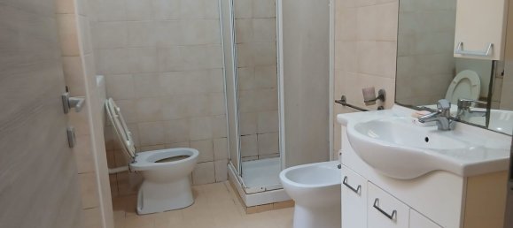 2 bedrooms Apartment in Tivoli, Italy No. 321648 5