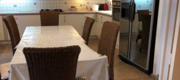 6 chambres Maison à Chilly-Mazarin, France No. 174009 2