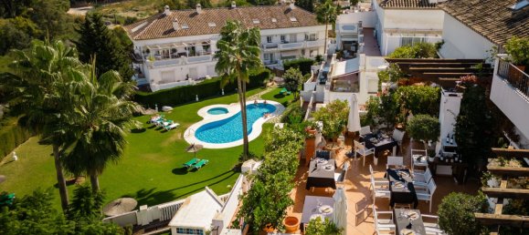 Apartamento de 6 dormitorios en Marbella, Spain No. 190222 43