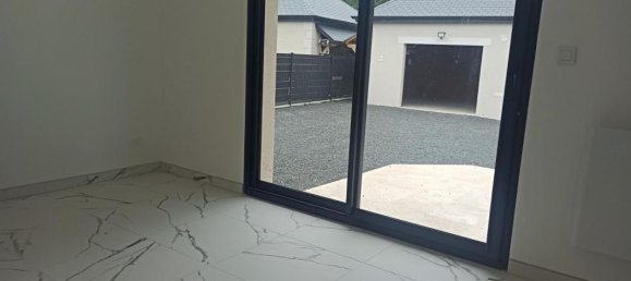 Casa de 3 dormitorios en Le Controis-en-Sologne, France No. 245661 4