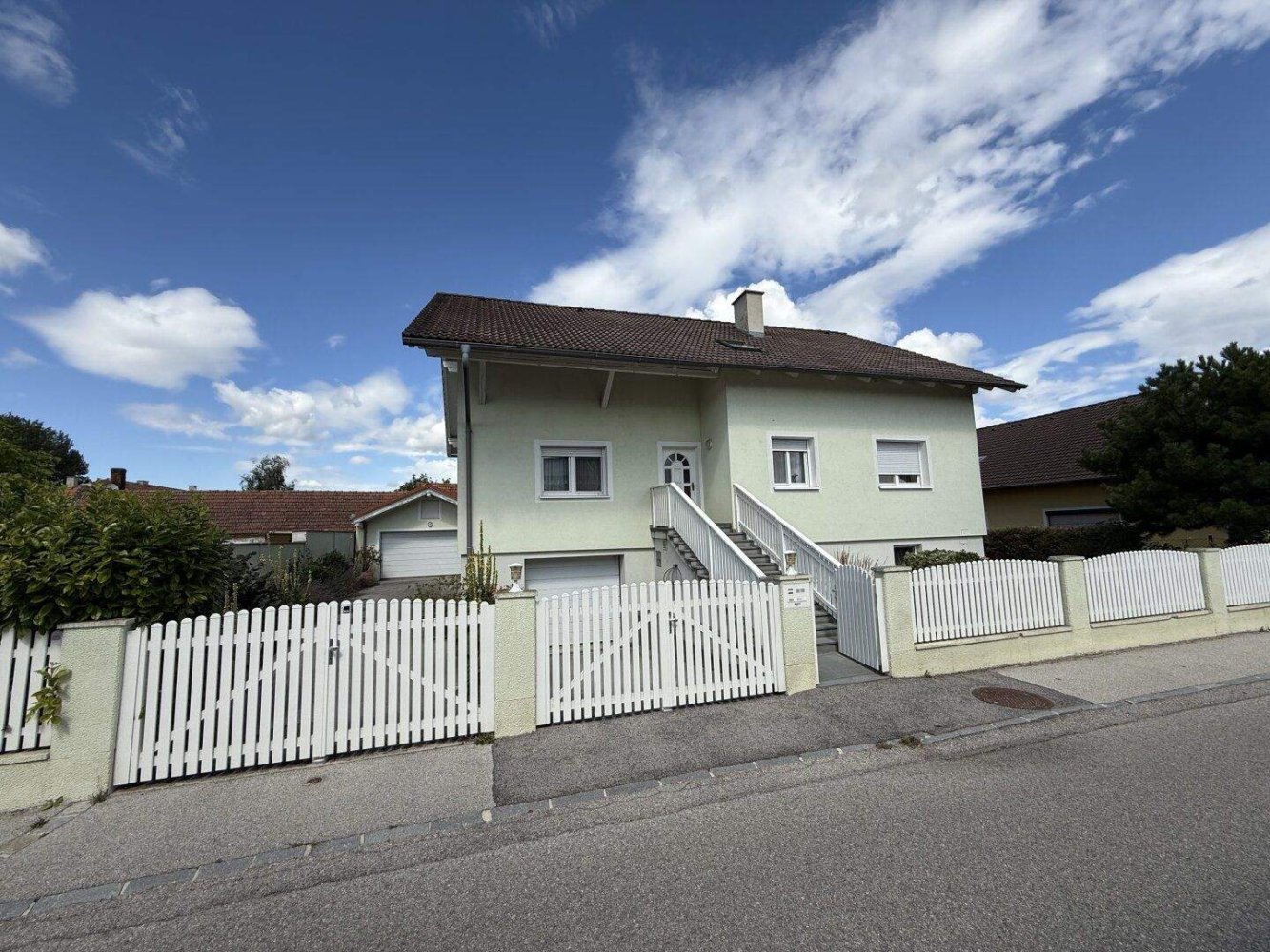 Дом с 6 комнатами в Винцендорф-Мутмансдорф, Австрия № 247074