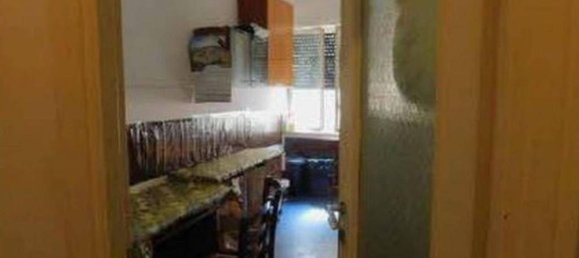 4 rooms Apartment in Rome, Italy No. 24274 8